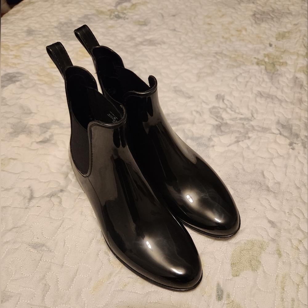 Women's rain boot